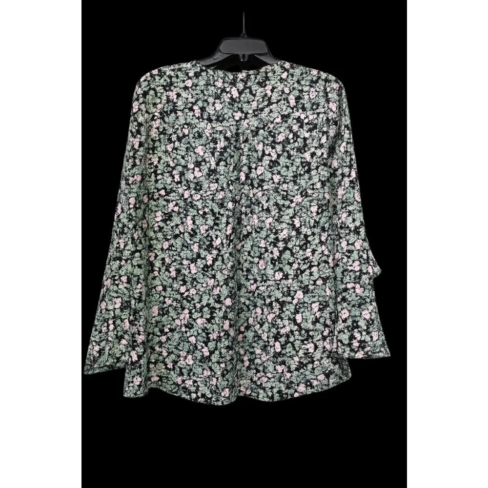 Vince Camuto Floral Bell Sleeve Blouse Size M Black Green Boho Ruffle Sleeve Top - Picture 3 of 6